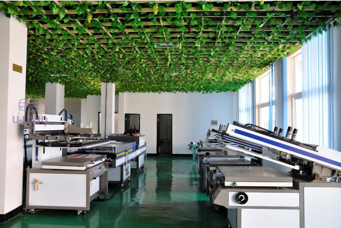 Flat Bed Slik Screen Printing Machine with CE
